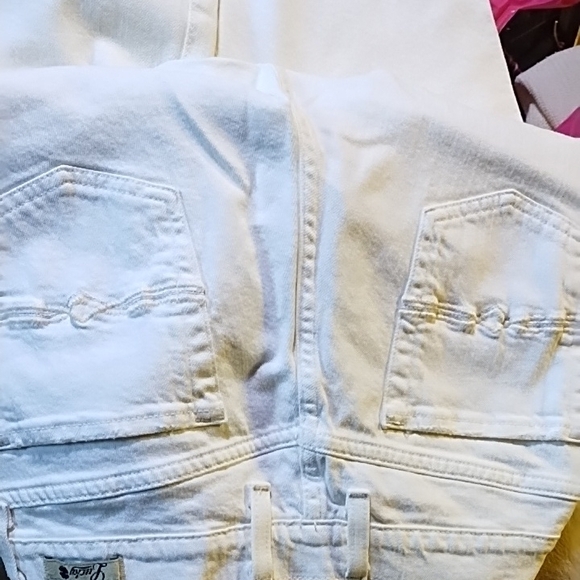 Lucky Brand White Jeans - Picture 3 of 6